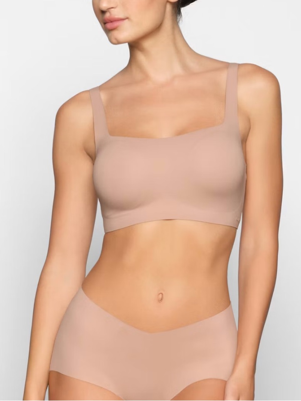 Skims Naked Scoop Bralette Wireless Bra - Picture 3 of 8